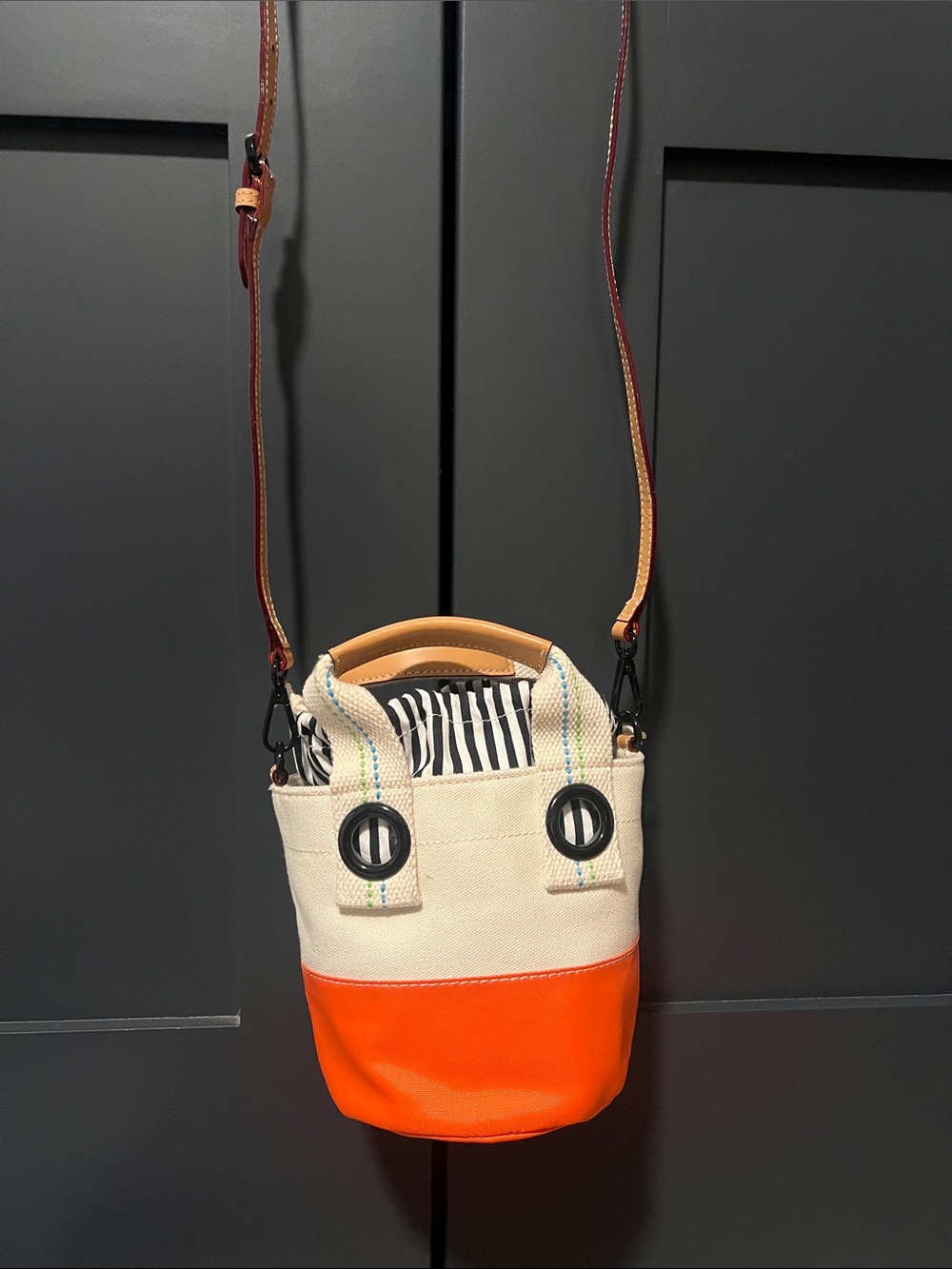 NWT Frances Valentine Cream and Orange Canvas Bucket Crossbody Bag - Picture 3 of 9